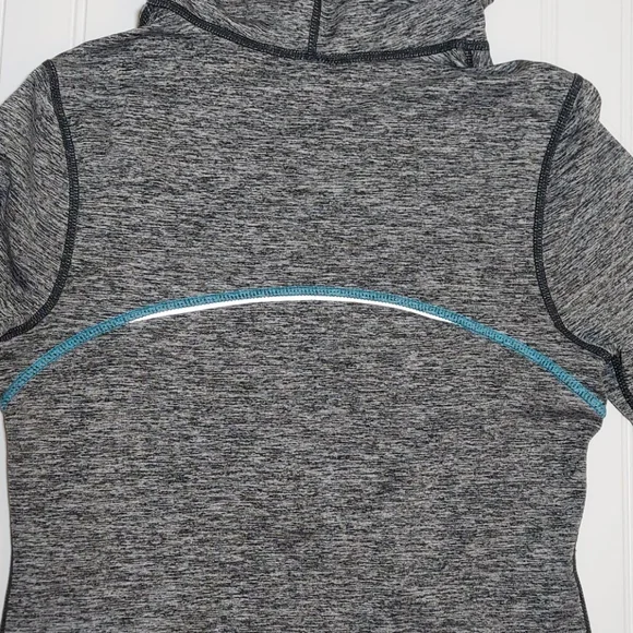 Z by Zella gray hoodie with quarter zipper sz XS - Picture 7 of 11